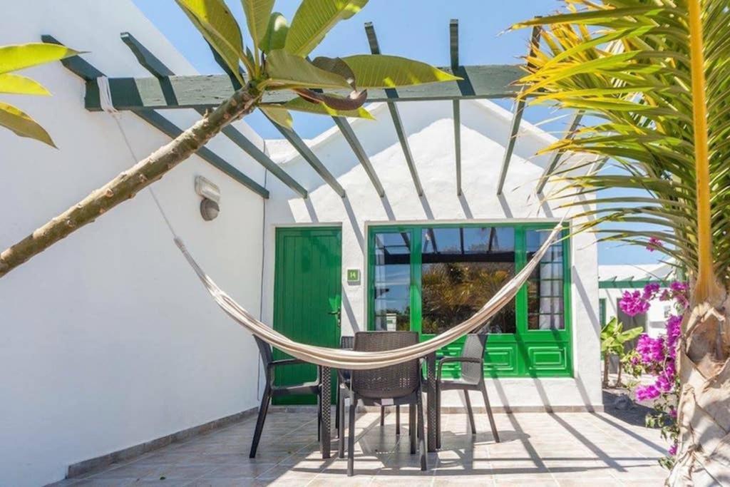 Bandama 14! 2 Bedroom Newly Renovated Bungalow, Los Pocillos, Puerto Del Carmen. Puerto del Carmen  Esterno foto