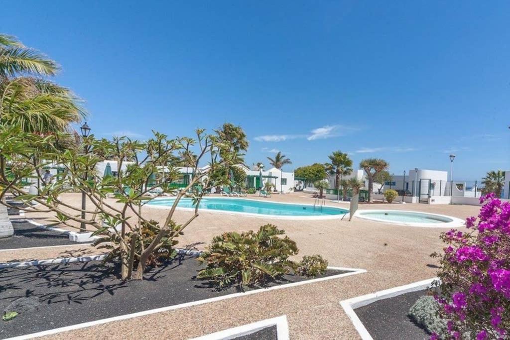 Bandama 14! 2 Bedroom Newly Renovated Bungalow, Los Pocillos, Puerto Del Carmen. Puerto del Carmen  Esterno foto